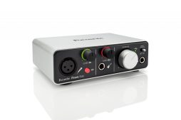 Focusrite iTrack Solo Audio Interface