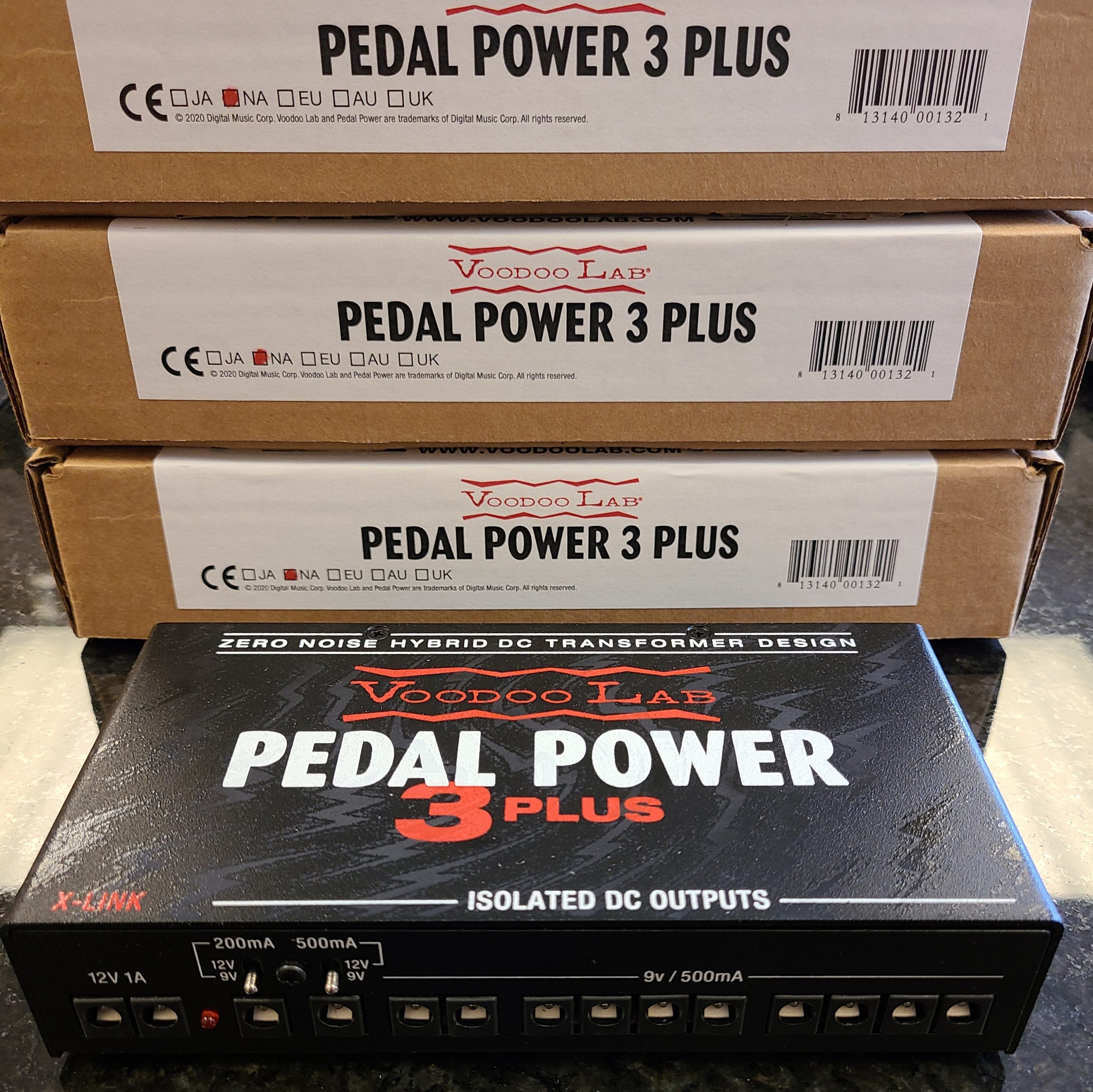 Voodoo Lab PedalPower 3 PLUS High Current 12-Output Isolated Power Supply PP3P 