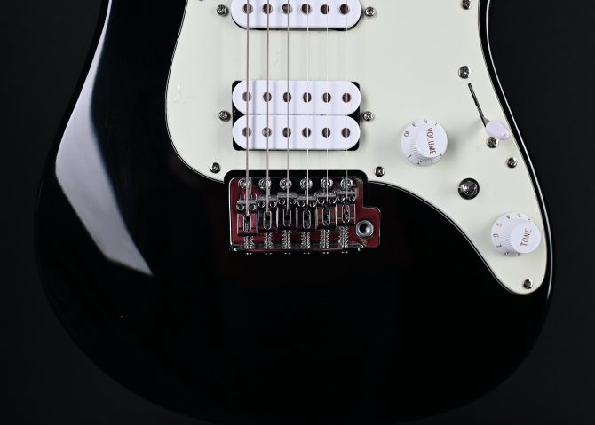 Ibanez AZES40-BK Black #568