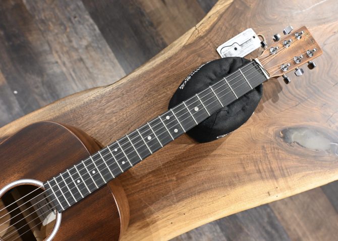 Martin Junior Series DJR-10E Streetmaster Acoustic/Electric Guitar #925