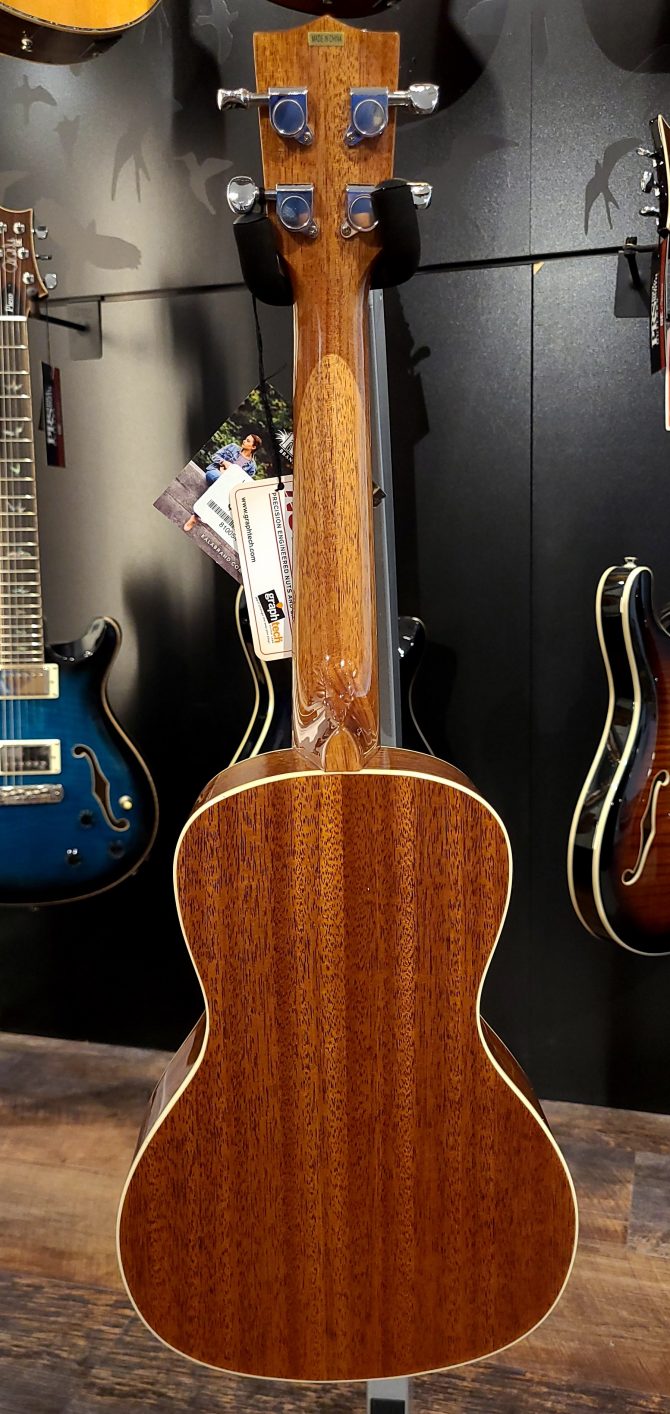 Kala KA-CGE Gloss Mahogany Concert Ukulele w/ EQ