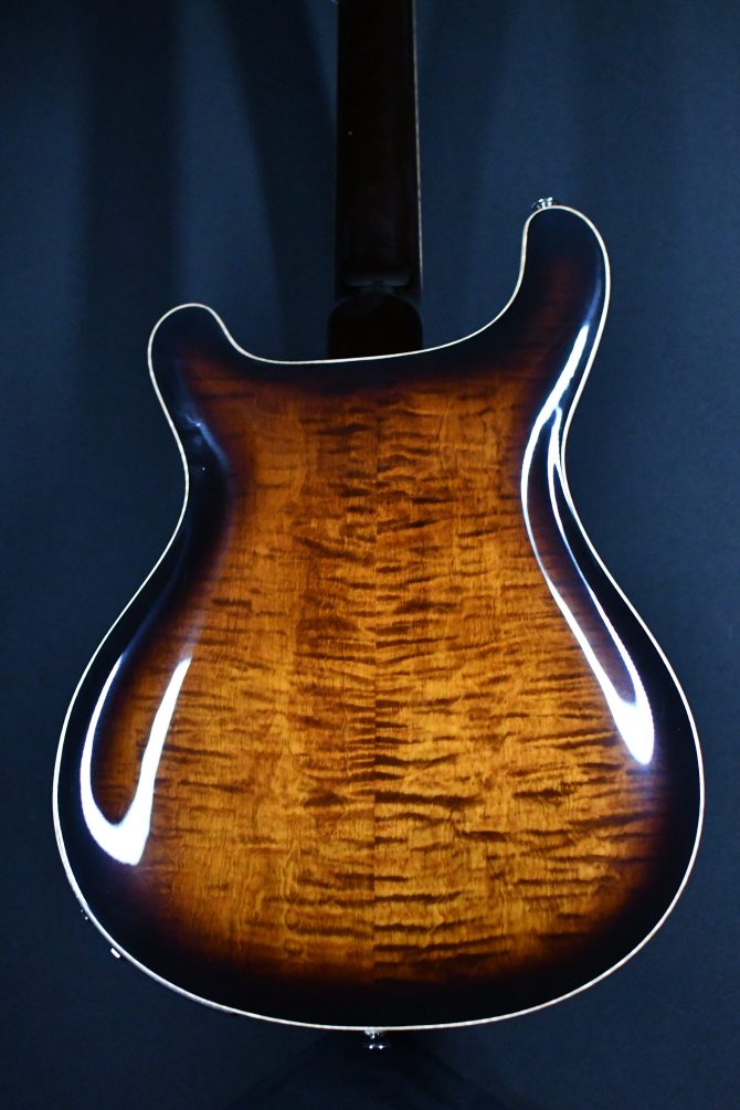 PRS SE Hollowbody II Piezo Black Gold Sunburst #109