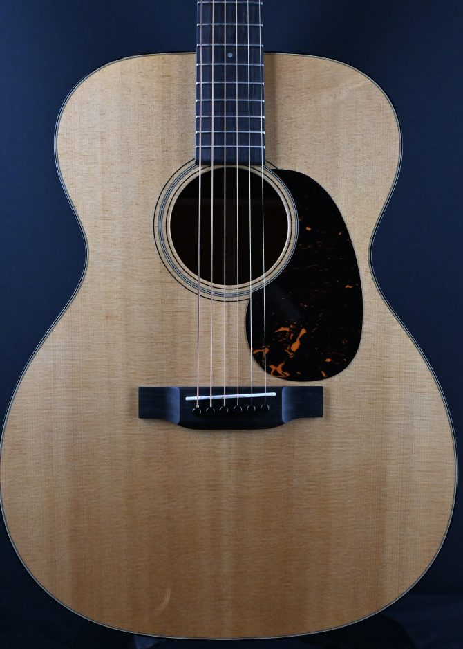 Martin 2024 000-18 Acoustic Guitar #343