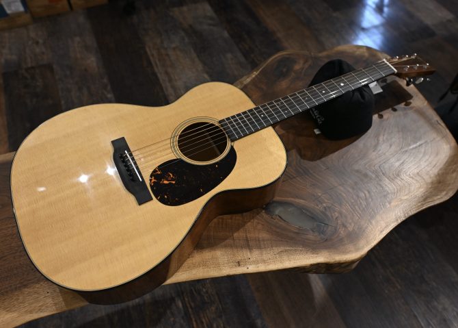 Martin 2024 000-18 Acoustic Guitar #343
