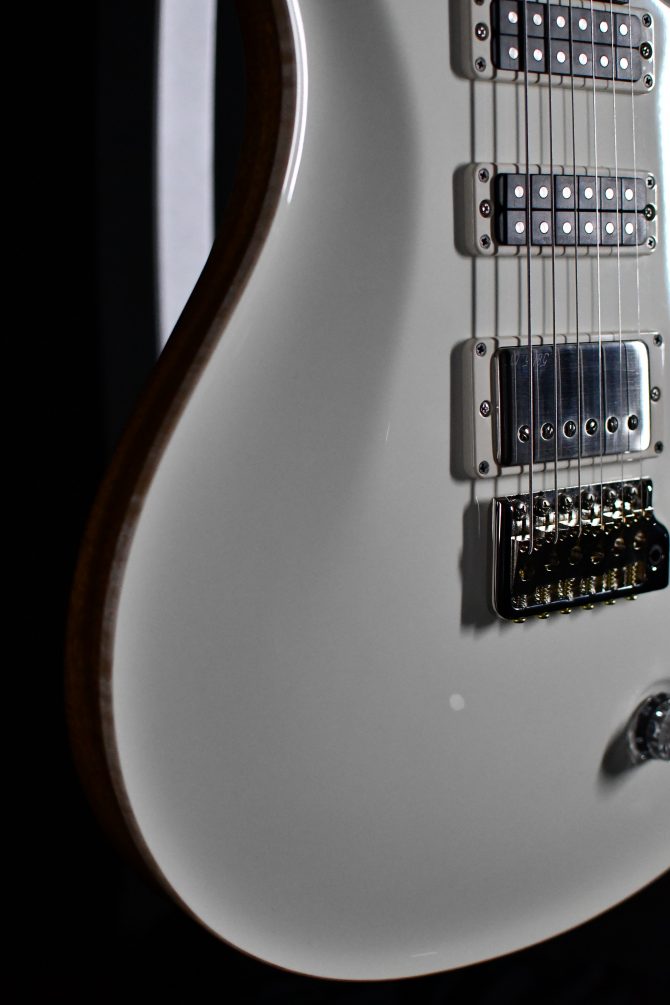 PRS Studio Antique White w/ Natural Back #143