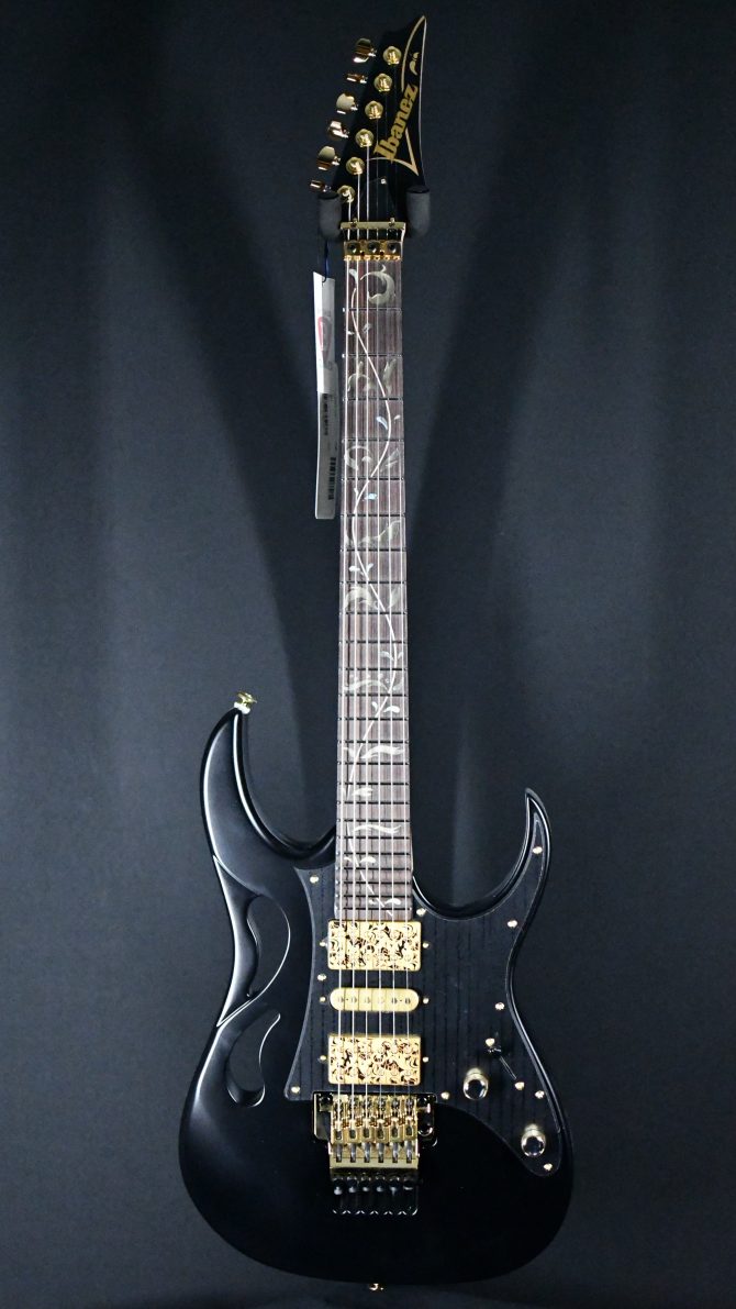 Ibanez PIA3761-XB Steve Vai Signature Onyx Black
