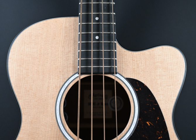 Martin 000CJR-10E Acoustic Bass Guitar #688