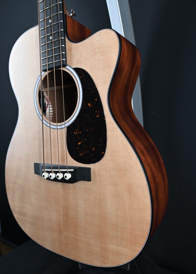 Martin 000CJR-10E Acoustic Bass Guitar #688