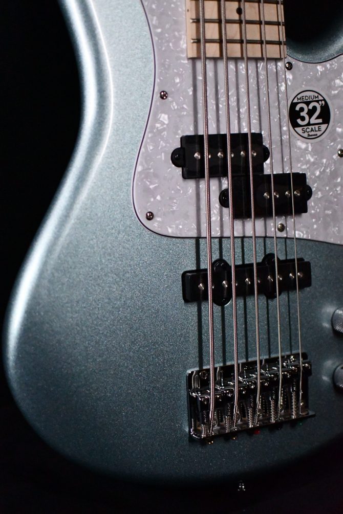 Ibanez SRMD205-SPN Mezzo 5-String Bass Sea Foam Pearl Green #944