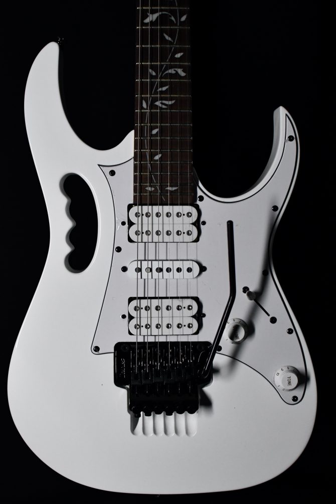 Ibanez JEMJR-WH Steve Vai Signature White #260