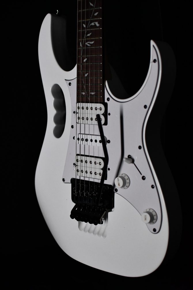 Ibanez JEMJR-WH Steve Vai Signature White #260