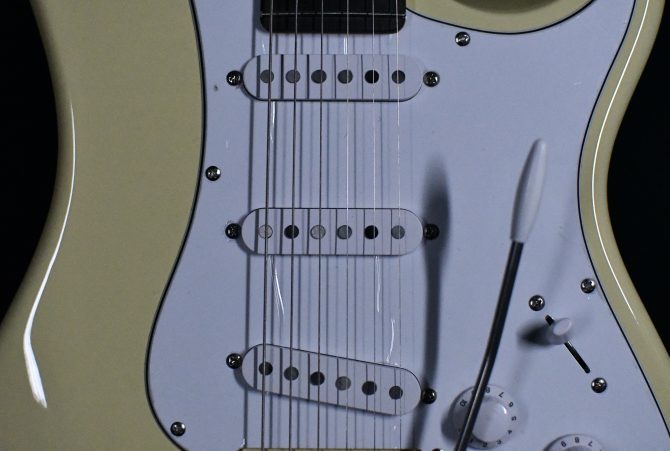 PRS SE Silver Sky Rosewood Moon White #827