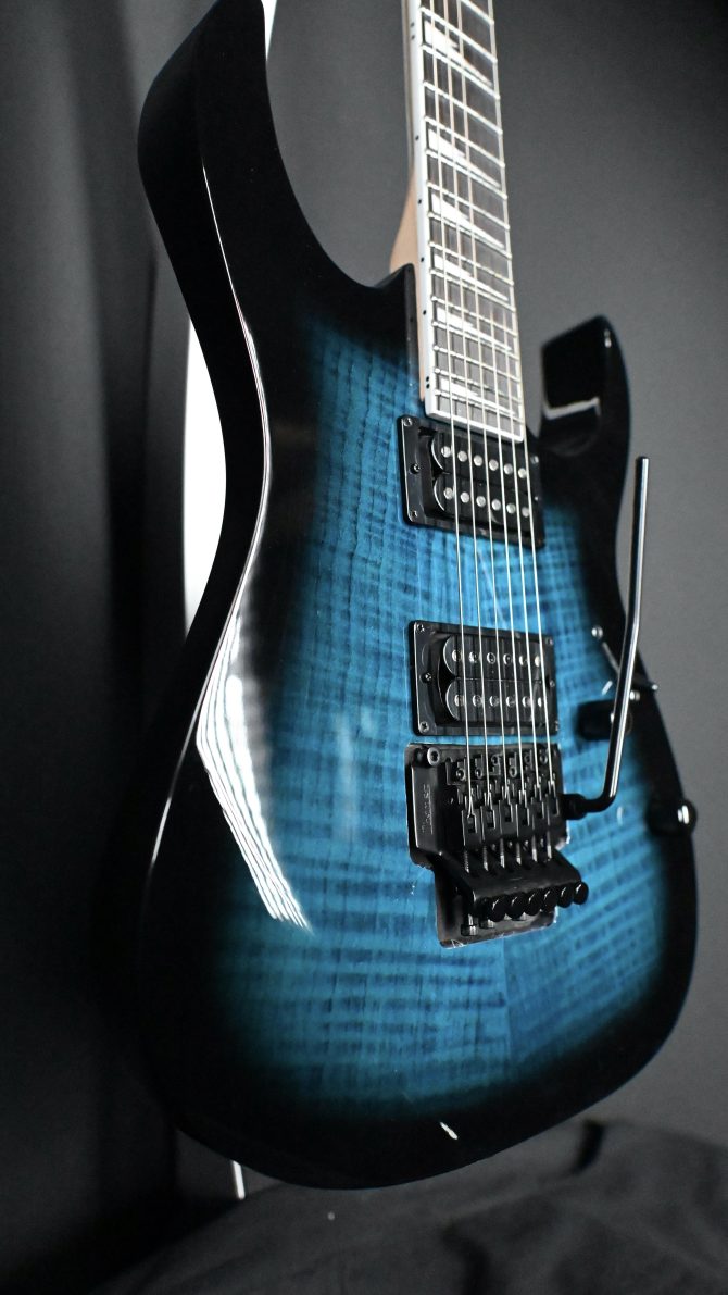 Ibanez GRG320FA-TBS Transparent Blue Sunburst 2024