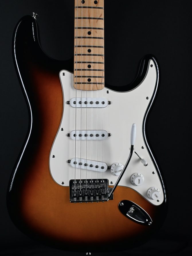 Fender Standard Stratocaster MIM Brown Sunburst 2008