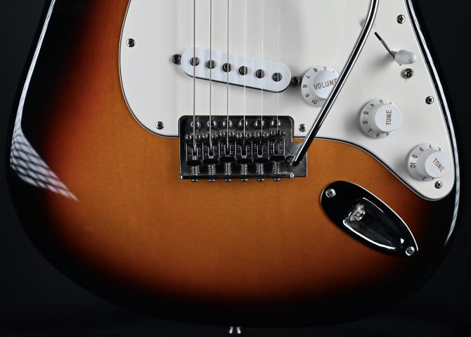 Fender Standard Stratocaster MIM Brown Sunburst 2008