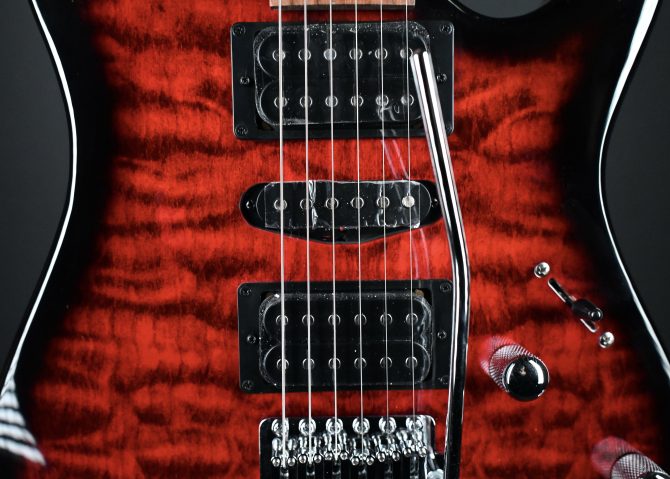 Ibanez Gio Series GRX70QA-TRB Transparent Red Burst #525