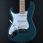 PRS SE Silver Sky “Lefty” w/ Maple Fretboard Nylon Blue #375