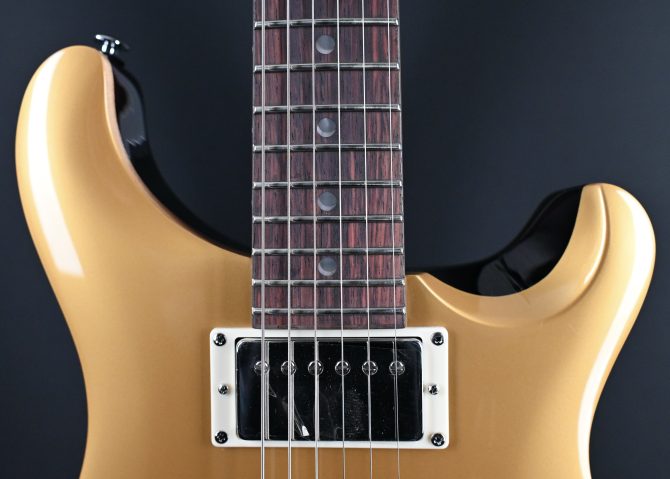 PRS SE DGT Gold Top w/ Moon Inlays #205