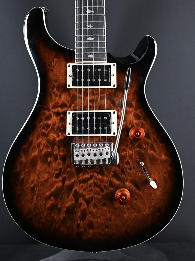 PRS SE Custom 24 Quilt Black Gold Burst 2023