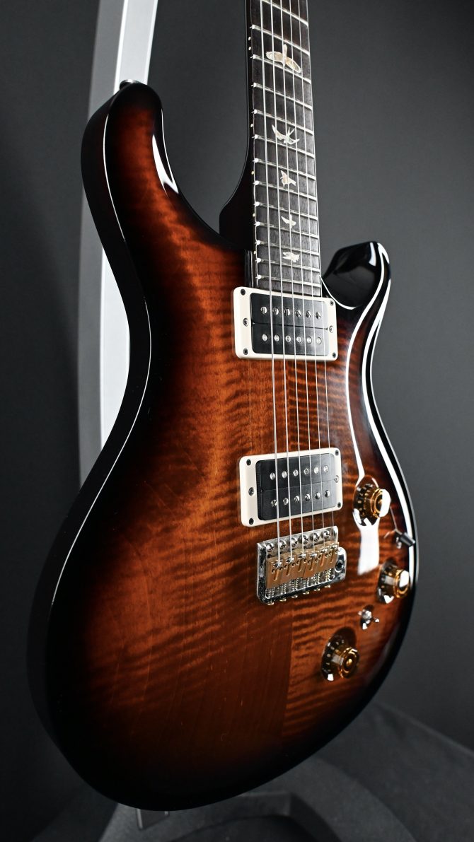 PRS Custom 22 Piezo P22 w/ Tremolo Bridge Black Gold Burst