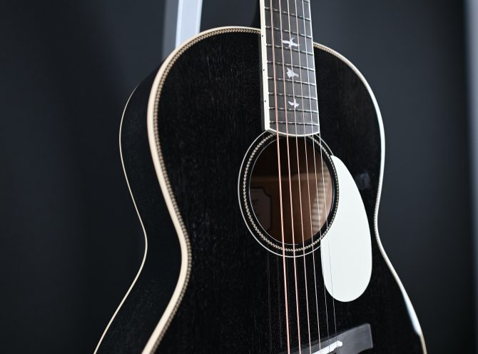 PRS SE P20E Tonare Parlor Acoustic Black Dog Hair #750