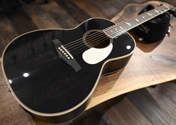 PRS SE P20E Tonare Parlor Acoustic Black Dog Hair #750