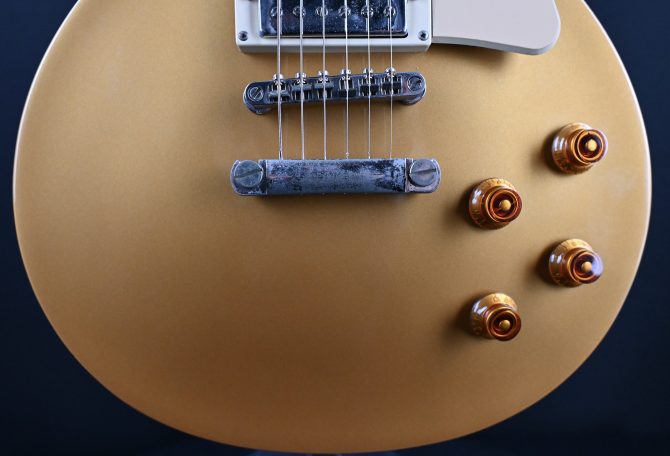 Epiphone Les Paul Standard Metallic Gold Electric Guitar 2012