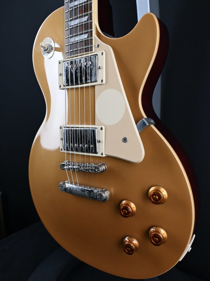 Epiphone Les Paul Standard Metallic Gold Electric Guitar 2012