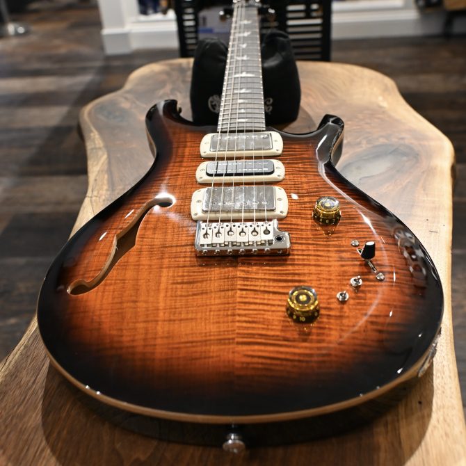 PRS SE Special Semi-Hollow Orange Tiger Smokeburst #659