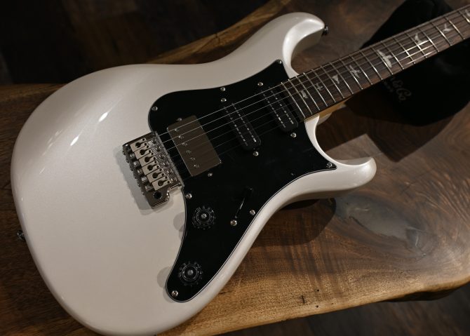 PRS SE Studio Standard Rosewood Pearl White #206