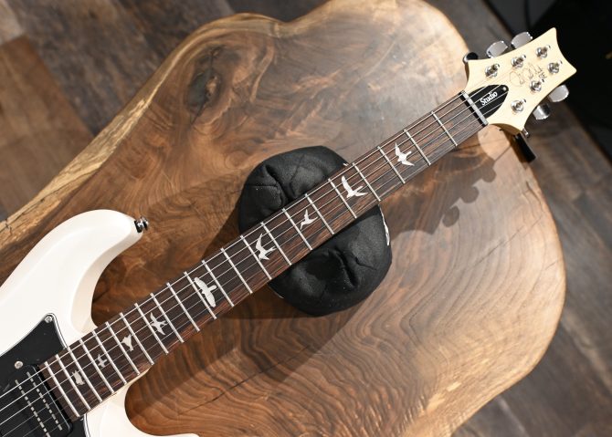 PRS SE Studio Standard Rosewood Pearl White #206