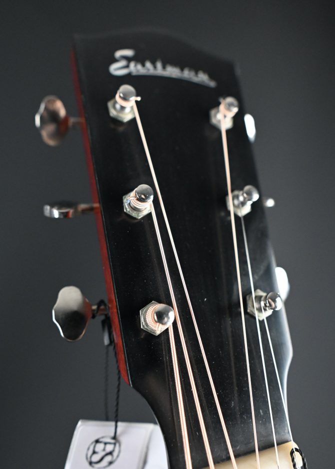 Eastman E10OOSS/v Antique Classic Slope Shoulder Acoustic #049