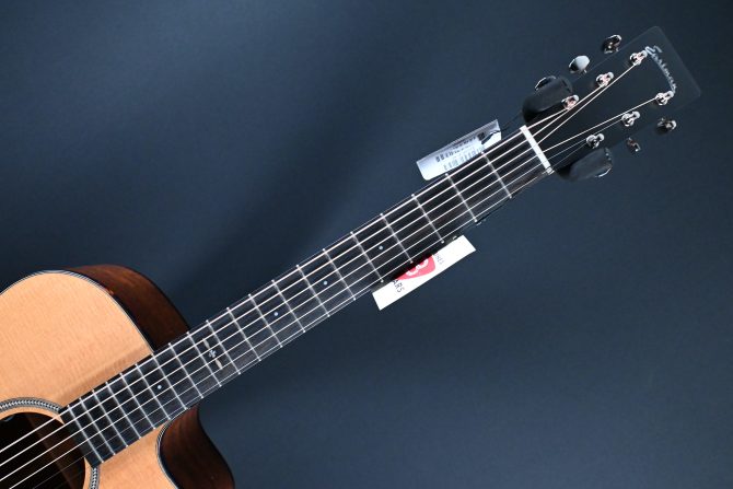 Eastman E1OMCE-Special Thermo-Cure Natural Acoustic #227