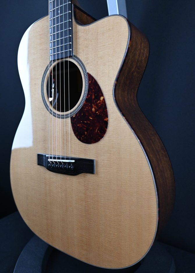 Eastman E1OMCE-Special Thermo-Cure Natural Acoustic #227
