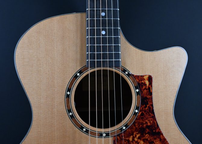Eastman AC122-2CE Natural Auditorium Acoustic Guitar #957