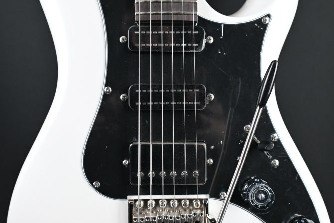 PRS SE Studio Standard Rosewood Pearl White #622