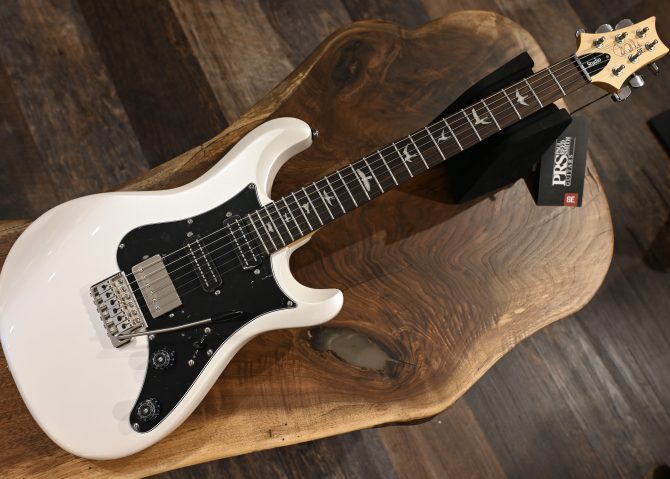 PRS SE Studio Standard Rosewood Pearl White #622