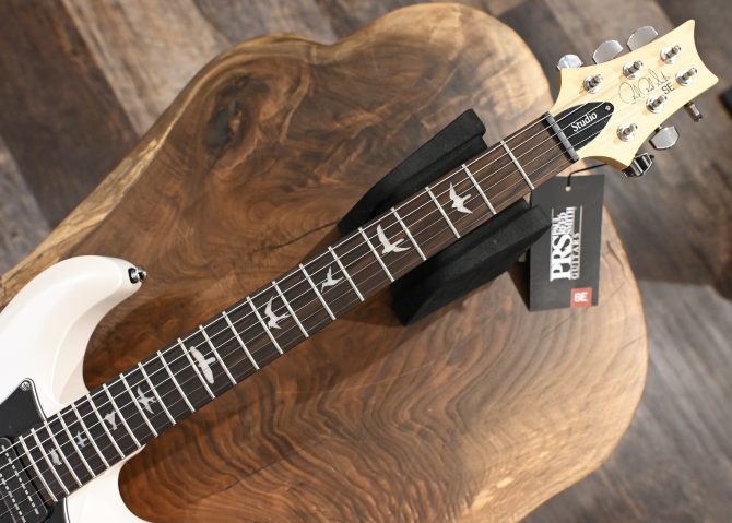 PRS SE Studio Standard Rosewood Pearl White #622