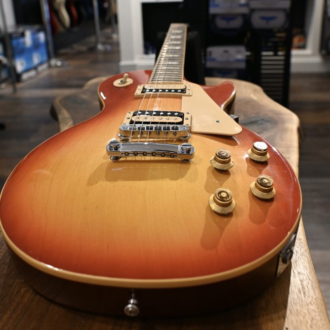 Gibson Les Paul Traditional Pro Cherry Sunburst 2009