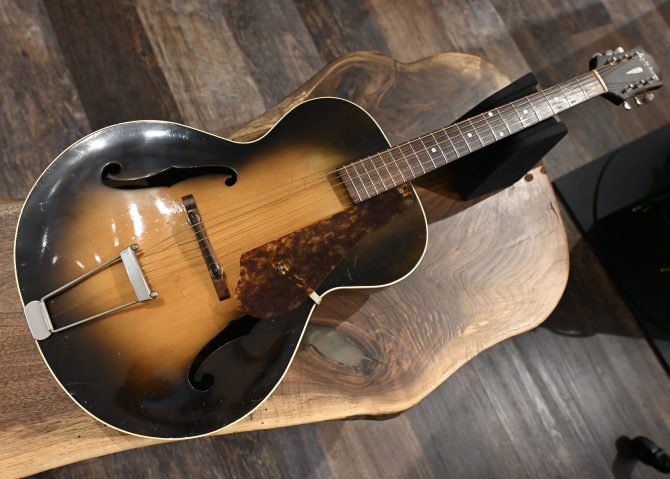 Epiphone Zenith Archtop Sunburst 1942