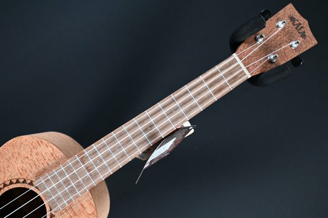 KA-20T Burled Meranti Tenor Ukulele
