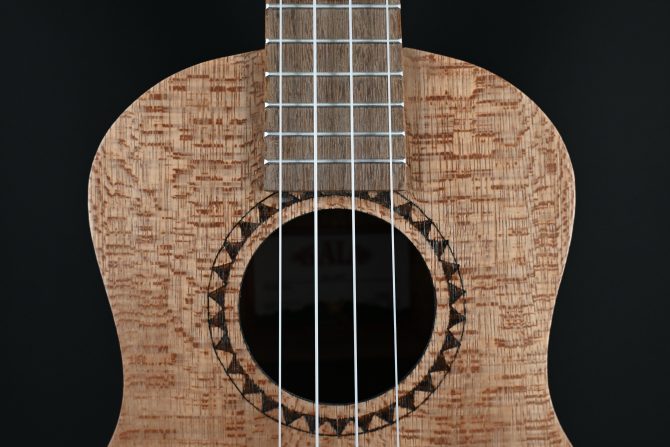 KA-20T Burled Meranti Tenor Ukulele