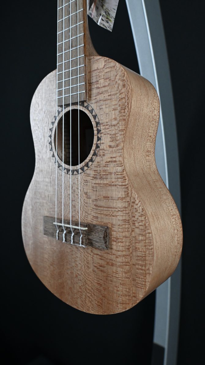 KA-20T Burled Meranti Tenor Ukulele