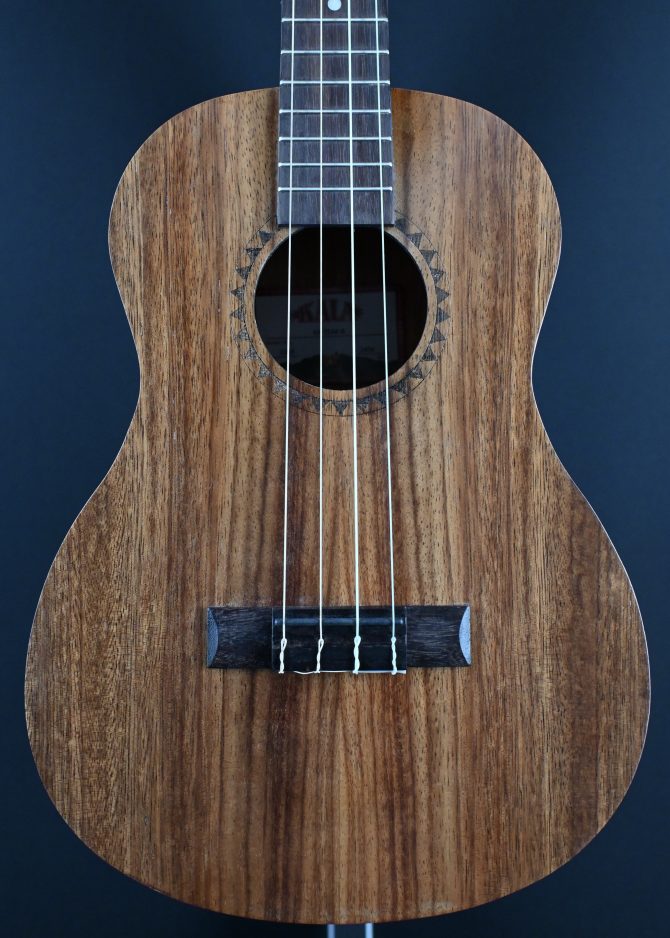 KA-TEAK-B Teak Baritone Ukulele