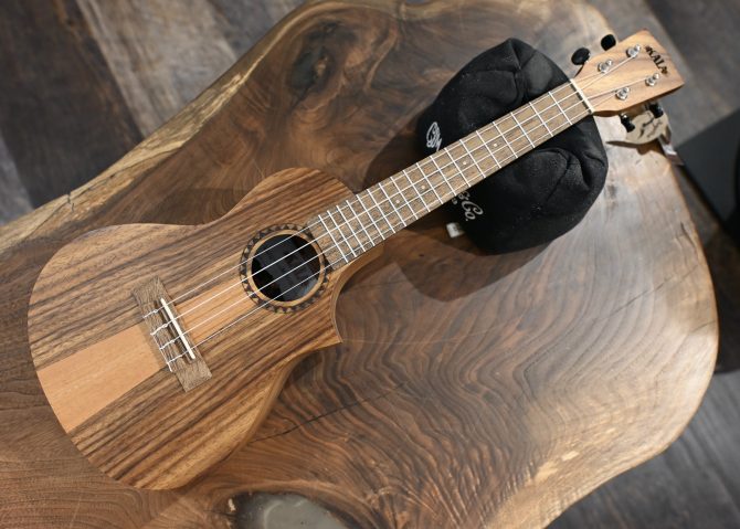 KA-TK-C-CE Teak Tri-Top Concert Ukulele