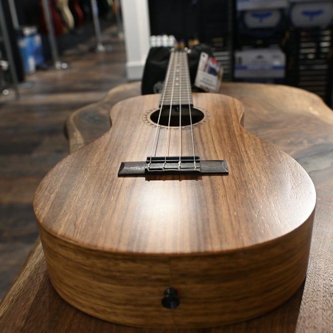 KA-TEAK-B Teak Baritone Ukulele