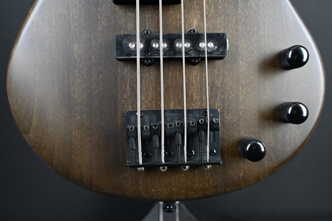 Ibanez GSRM20B-WNF miKro Walnut Flat #054