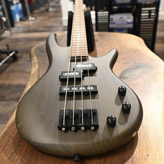 Ibanez GSRM20B-WNF miKro Walnut Flat #054