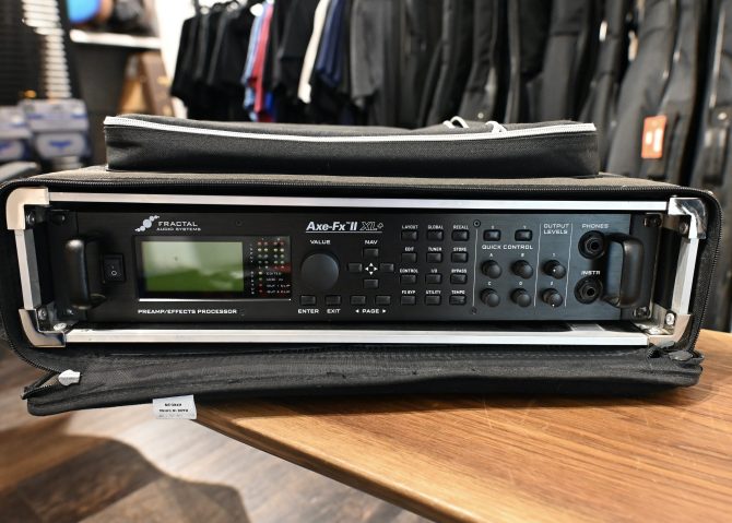 Fractal Audio Axe-FX II XL+ w/ MFC-101 Footswitch and more