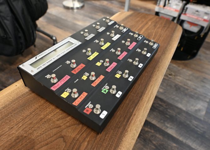 Fractal Audio Axe-FX II XL+ w/ MFC-101 Footswitch and more